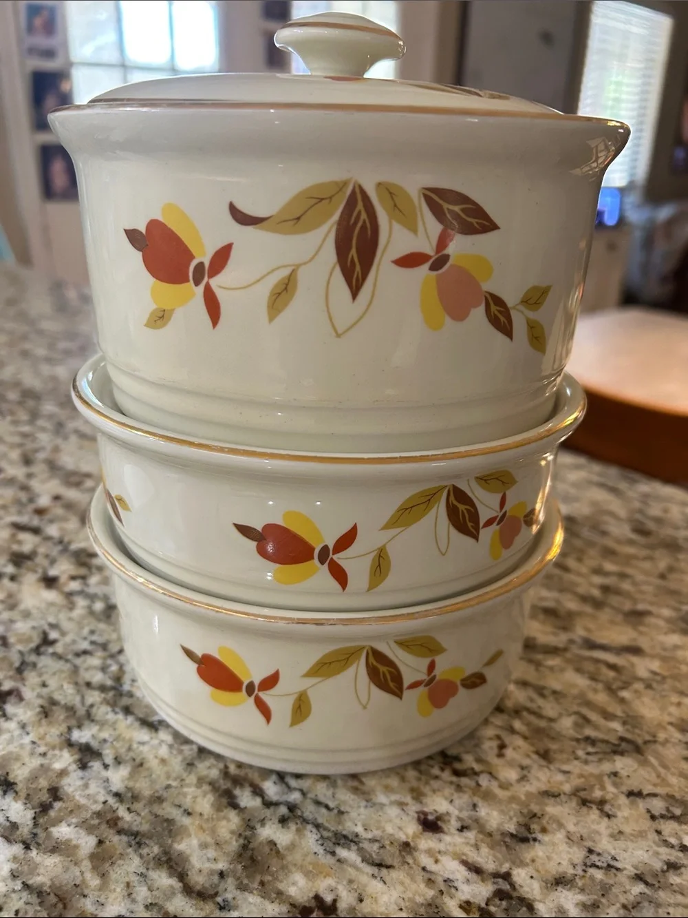 Vintage Hall Jewel Tea Autumn Leaf Set of 3 Stackable Casserole Dish with Lid